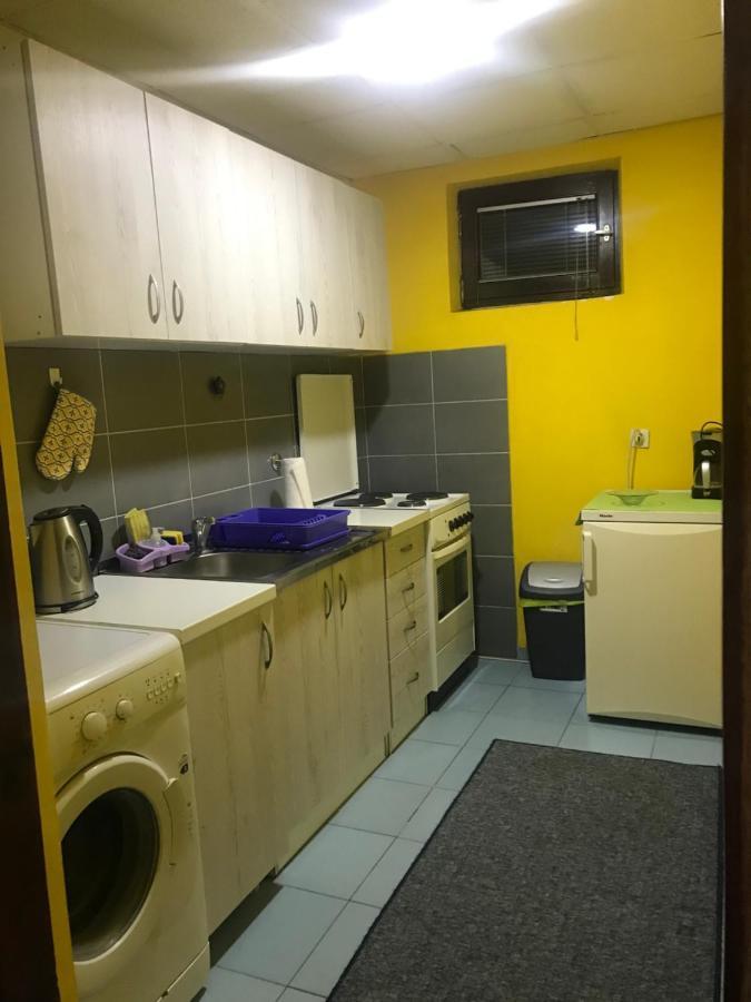 Nis Apartman Kültér fotó