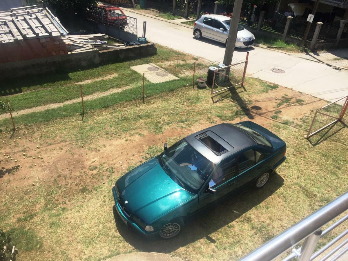 Nis Apartman Kültér fotó