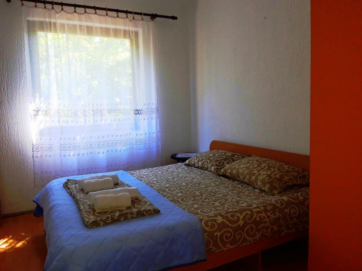 Nis Apartman Kültér fotó
